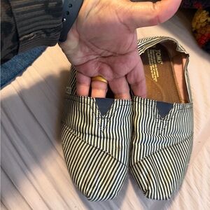 TOMS Men’s Navy and White Striped Canvas Slip-On Loafers